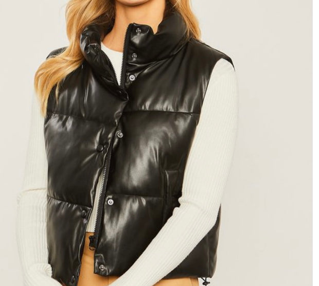 Sleek Padded Vest - Stylish and Functional Outerwear